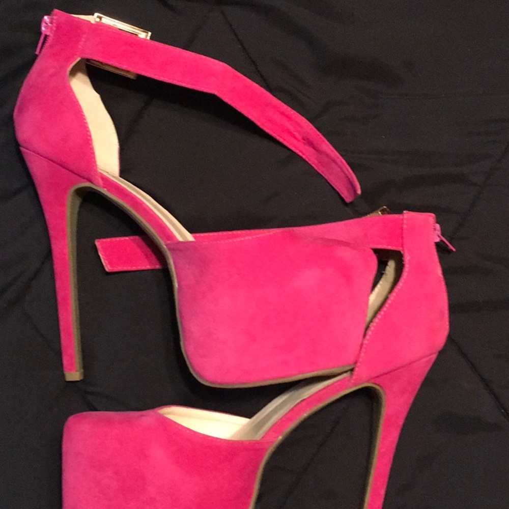 Super high heel pink never worn